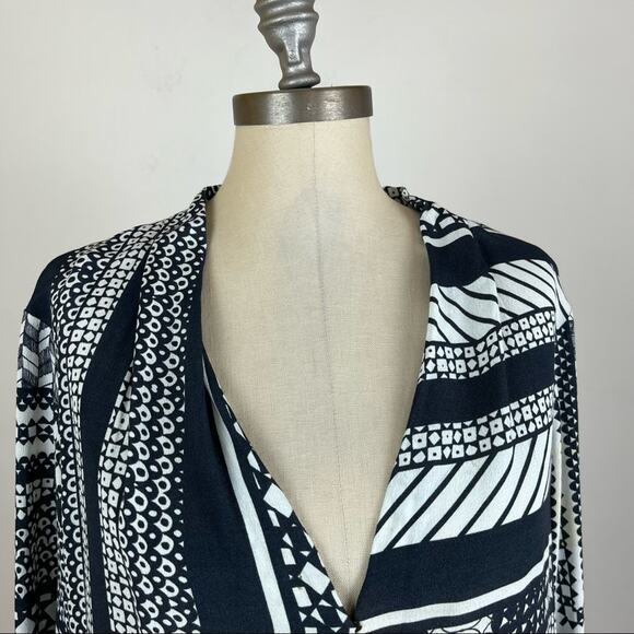 Twist & Tango Patch-work Button Front Blouse Medium - Picture 3 of 11